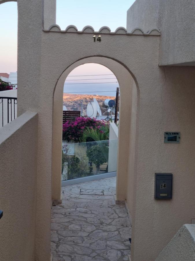 Gorgeous Seaview House Villa Писури Екстериор снимка