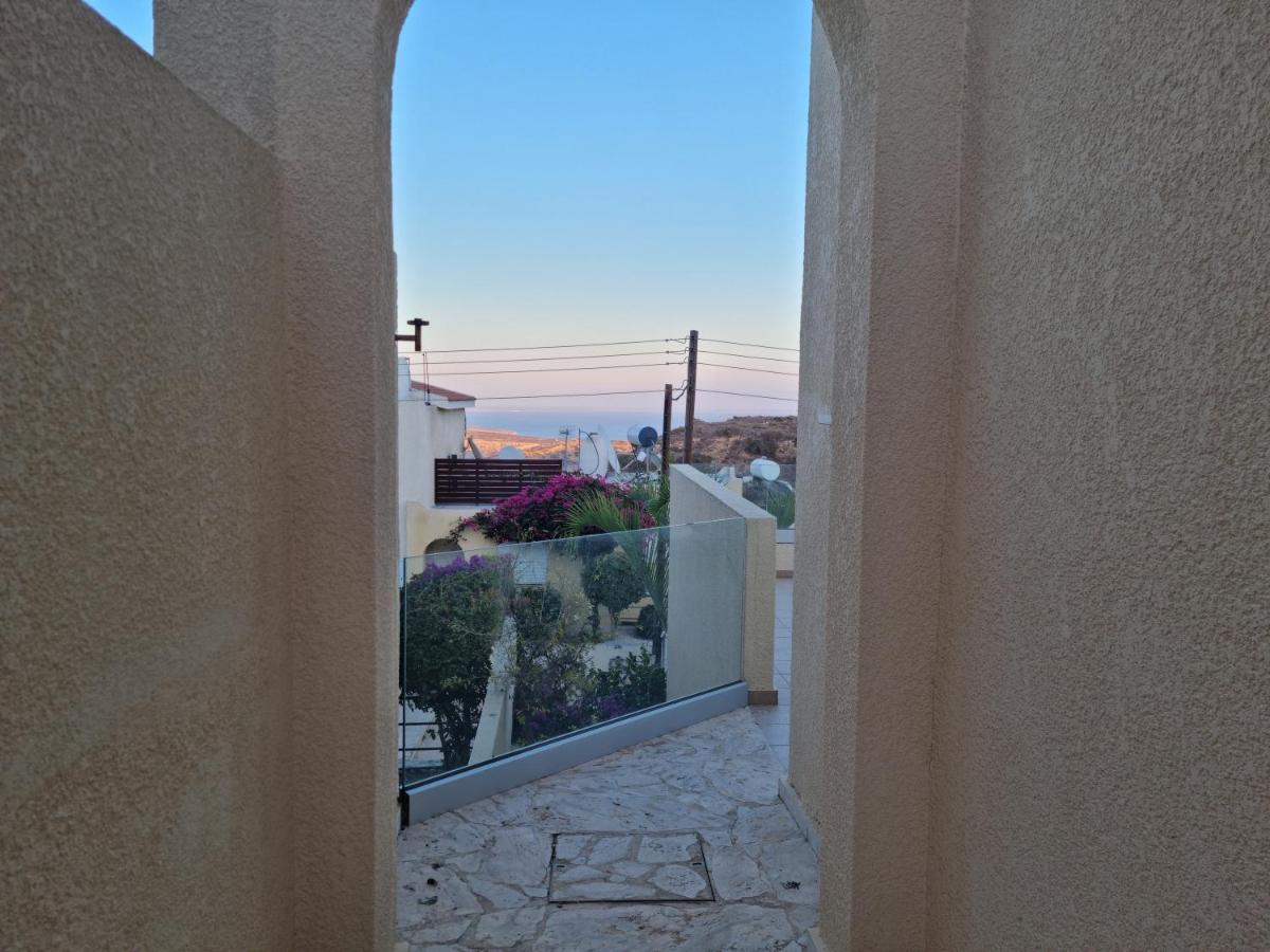 Gorgeous Seaview House Villa Писури Екстериор снимка